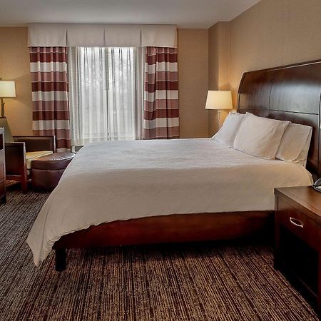 Hilton Garden Inn St. Louis Airport Berkeley Екстериор снимка