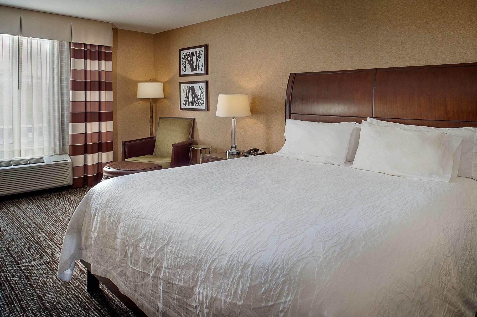 Hilton Garden Inn St. Louis Airport Berkeley Екстериор снимка