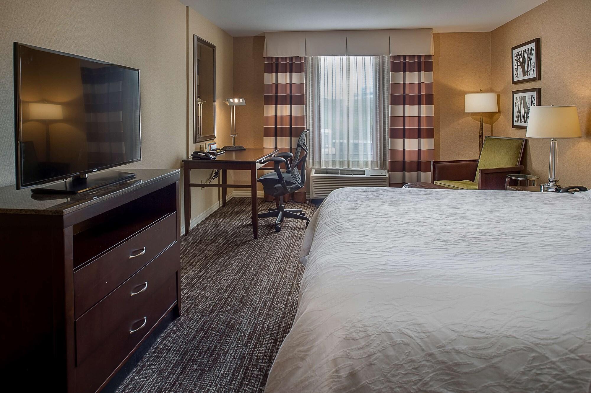 Hilton Garden Inn St. Louis Airport Berkeley Екстериор снимка