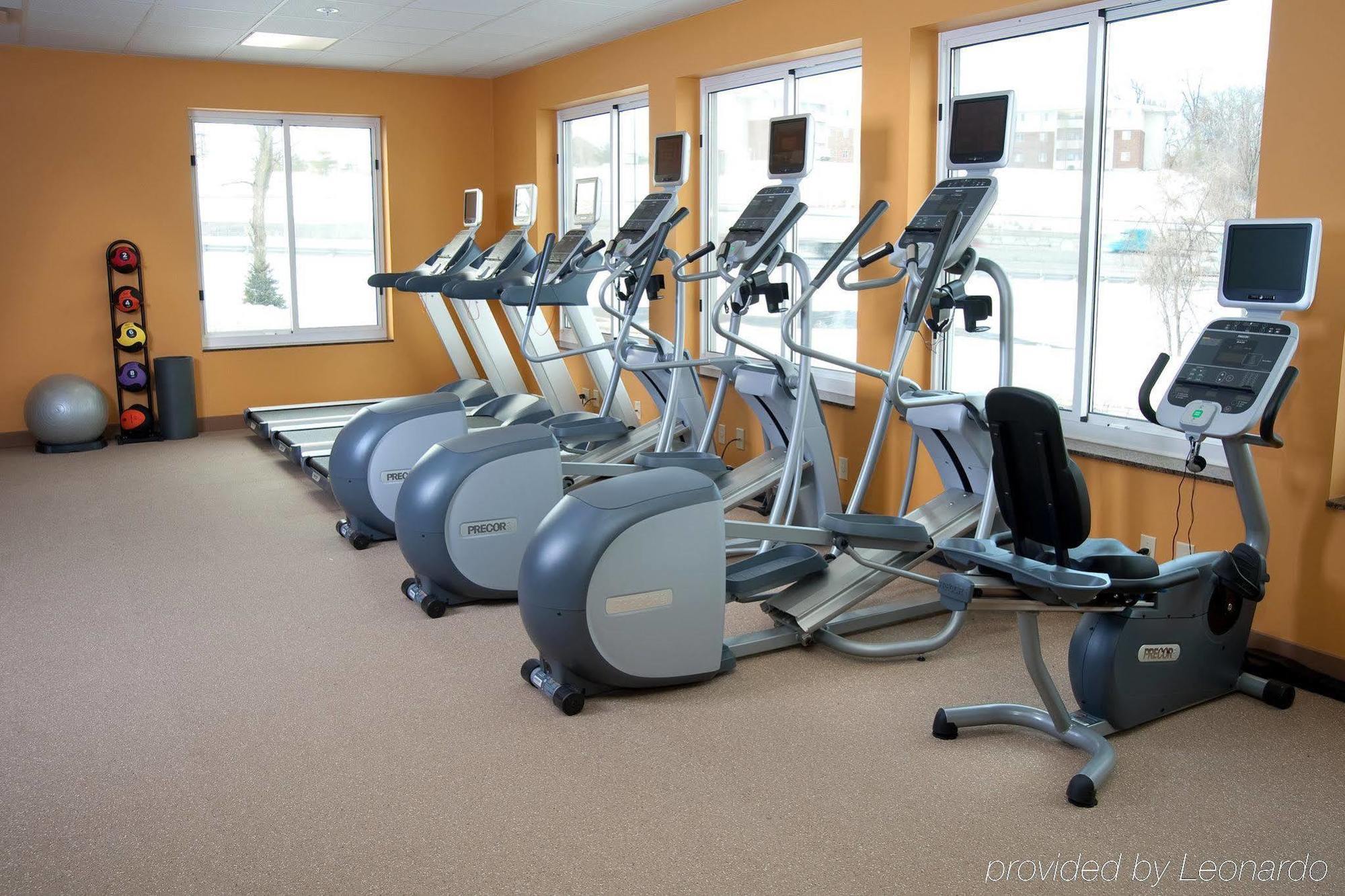 Hilton Garden Inn St. Louis Airport Berkeley Съоръжения снимка